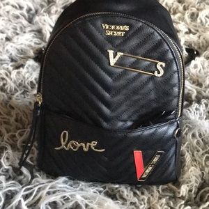 Victoria Secret Backpack 😻😻😻❤️💃🏽💃🏽💃🏽🌺🌸